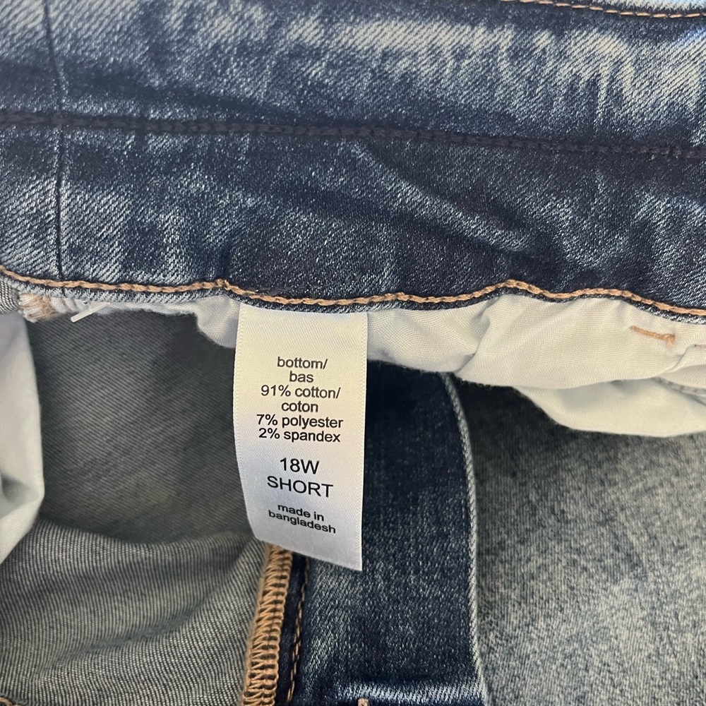 m jeans by maurices Flare High Rise Double Button Denim Jeans 18W - Picture 10 of 15